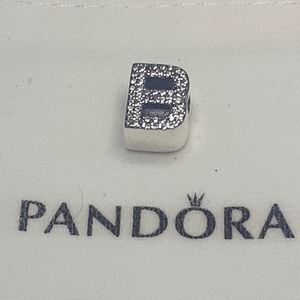 Pandora letter B